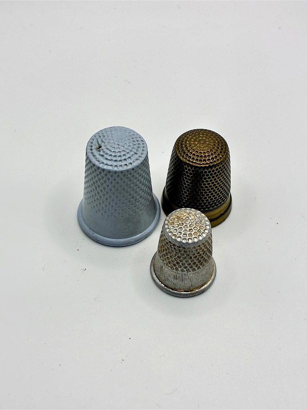 Set of 3 Metal Thimbles